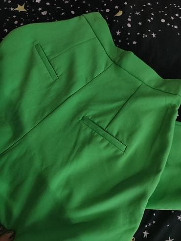 pantalone butiku ali: Zelene ženske pantalone širokog kroja - Model: visoki struk, široke na lalafo.rs — 3 pantalone butiku ali: Zelene ženske pantalone širokog kroja - Model: visoki struk, široke — 3