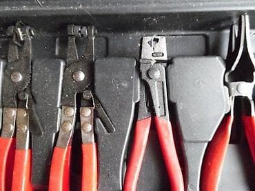 Hand Tools: Set klješta za obujmice/crevne šelne – komplet u koferu - at lalafo.rs — 8 Hand Tools: Set klješta za obujmice/crevne šelne – komplet u koferu - — 8