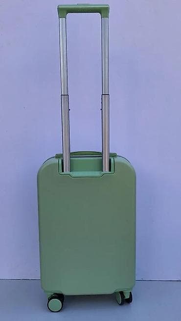 Travel suitcases and bags: Tvrdi kofer na točkiće – dečiji/teen model, mint zelena boja - at lalafo.rs — 3 Travel suitcases and bags: Tvrdi kofer na točkiće – dečiji/teen model, mint zelena boja - — 3