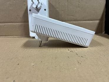 Devolo Magic WiFi 2-1 powerline adapteri (set od 2) #3083 Koristi na lalafo.rs — 3 Devolo Magic WiFi 2-1 powerline adapteri (set od 2) #3083 Koristi — 3