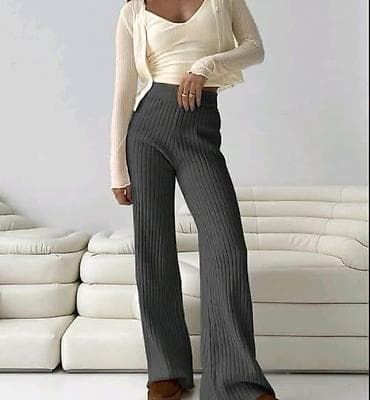 Cena 1499din
Ili 2kom 2199din
Trikotaza na lalafo.rs — 3 Cena 1499din
Ili 2kom 2199din
Trikotaza — 3