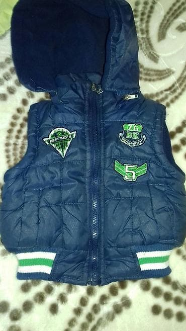 Prsluk za dećaka u veličini 1. Kao nov je na lalafo.rs — 1 Prsluk za dećaka u veličini 1. Kao nov je — 1