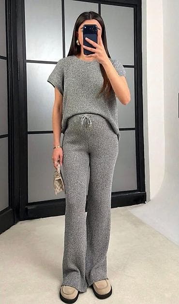 03. L. Komplet
Uvoz Turska
4.100 dinara na lalafo.rs 03. L. Komplet
Uvoz Turska
4.100 dinara