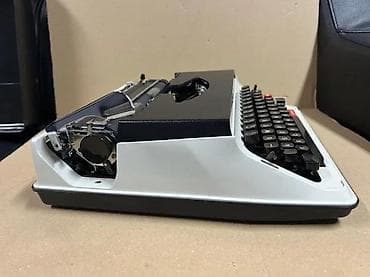 prsluk jaknica mango u: Hermes 550 – prenosna mehanička pisaća mašina - Model: Hermes 550 at lalafo.rs — 6 prsluk jaknica mango u: Hermes 550 – prenosna mehanička pisaća mašina - Model: Hermes 550 — 6