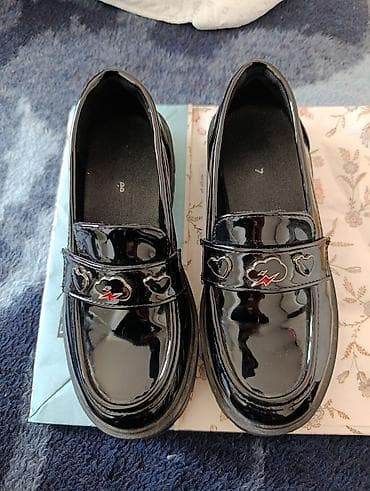 Other shoes: Lakovane mokasine za devojčice - Boja: crna, visok sjaj - Materijal at lalafo.rs — 1 Other shoes: Lakovane mokasine za devojčice - Boja: crna, visok sjaj - Materijal — 1