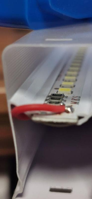 Led lampa punjiva baterije 60W, 5V Micro USB . Model: T550 Usb na lalafo.rs — 8 Led lampa punjiva baterije 60W, 5V Micro USB . Model: T550 Usb — 8