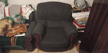 Stilske garniture: Simpova garnitura – trosed, dvosjed i fotelja Ocuvana odlicno, moze na lalafo.rs — 3 Stilske garniture: Simpova garnitura – trosed, dvosjed i fotelja Ocuvana odlicno, moze — 3