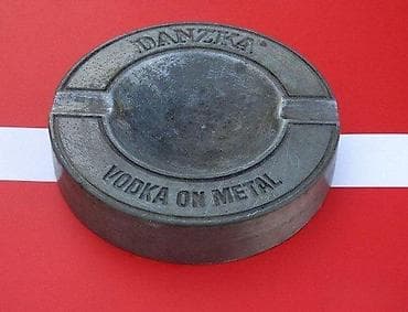 Vintage DANZSKA metalna pepeljara/ piksla DANSKA. Made in Danska na lalafo.rs — 3 Vintage DANZSKA metalna pepeljara/ piksla DANSKA. Made in Danska — 3