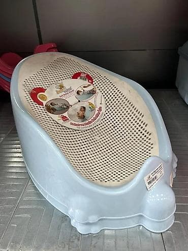 Mekana kadica/sedište za kupanje beba – Bee Soft Baby Tub - na lalafo.rs Mekana kadica/sedište za kupanje beba – Bee Soft Baby Tub -