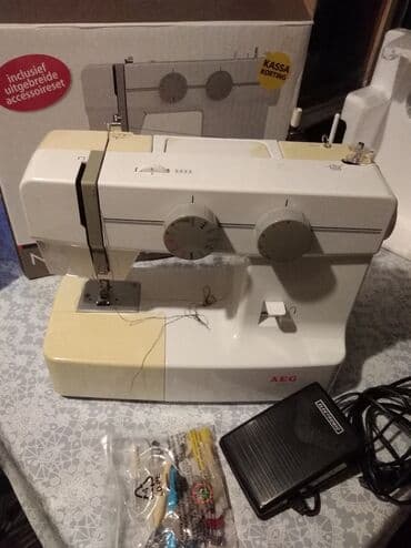 Masina za sivenje, u dobrom je stanju. Bela bez boje. 8.000 dinara na lalafo.rs Masina za sivenje, u dobrom je stanju. Bela bez boje. 8.000 dinara