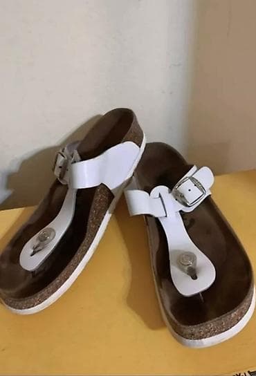 Slippers 38, color - White at lalafo.rs — 6 Slippers 38, color - White — 6