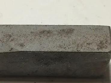 Strugarski noževi: Strugarski nož 12x25mm sa vidijom P20 (4277) Strugarski noz JAL N na lalafo.rs — 5 Strugarski noževi: Strugarski nož 12x25mm sa vidijom P20 (4277) Strugarski noz JAL N — 5
