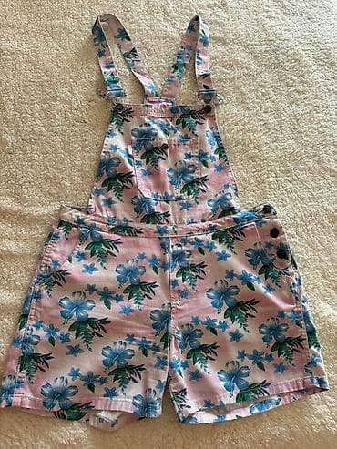 pantalone butiku ali: Teranova bermude sa tregerima, potpuno ocuvane bas slabo nosene, samo na lalafo.rs — 4 pantalone butiku ali: Teranova bermude sa tregerima, potpuno ocuvane bas slabo nosene, samo — 4