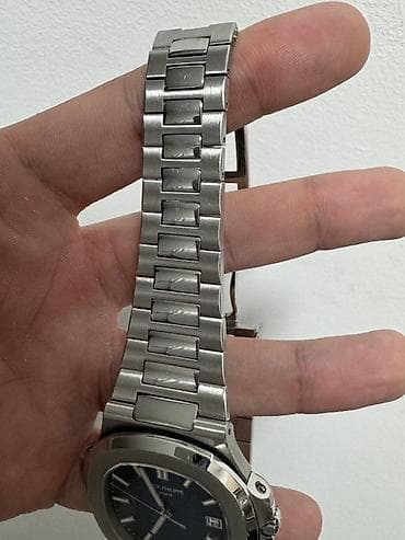 Patek Philippe Nautilus – automatski ručni sat od nerđajućeg čelika - at lalafo.rs — 2 Patek Philippe Nautilus – automatski ručni sat od nerđajućeg čelika - — 2