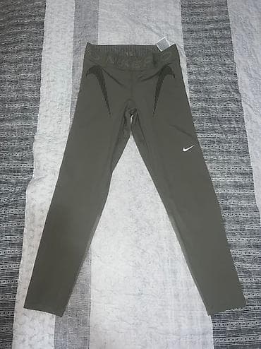 NIKE PRO Mid-Rise 7/8 Graphic Leggings vel.S NOVO
HJ1218 320 na lalafo.rs — 6 NIKE PRO Mid-Rise 7/8 Graphic Leggings vel.S NOVO
HJ1218 320 — 6