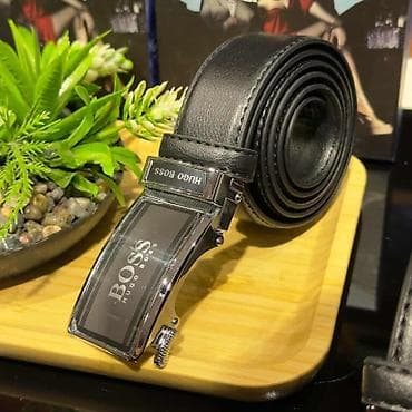 Kaiševi od kože
Cena:3100 din
100% koža at lalafo.rs — 3 Kaiševi od kože
Cena:3100 din
100% koža — 3