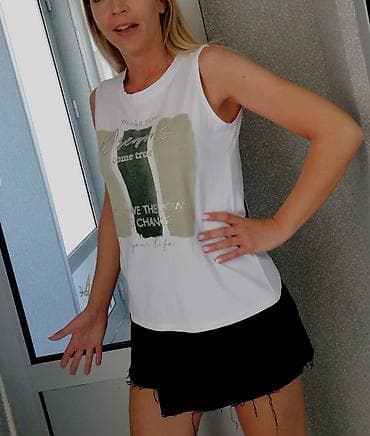 Savršena majica
Odlican kvalitet
Uvoz Turska at lalafo.rs — 6 Savršena majica
Odlican kvalitet
Uvoz Turska — 6