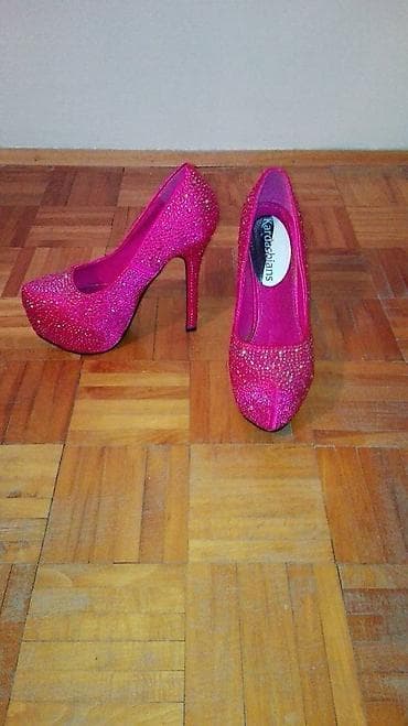 Raspeglane štikle sa platformom – fuksija/ružičaste, prekrivene na lalafo.rs — 2 Raspeglane štikle sa platformom – fuksija/ružičaste, prekrivene — 2