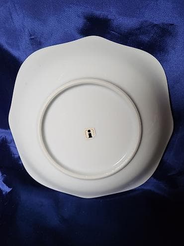 Home & Garden: Porcelanska bombonijera iz 70ih.god. Bombonijera sa sedef at lalafo.rs — 9 Home & Garden: Porcelanska bombonijera iz 70ih.god. Bombonijera sa sedef — 9