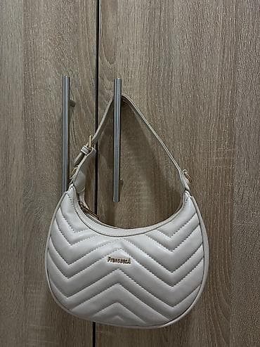 Francesca torbica preko ramena – model bageta - Boja: krem/bela - na lalafo.rs Francesca torbica preko ramena – model bageta - Boja: krem/bela -