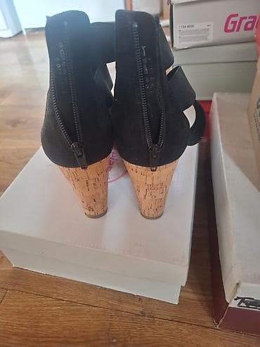 Ženske crne sandale sa punom petom od plute, idealne za svakodnevno na lalafo.rs — 1 Ženske crne sandale sa punom petom od plute, idealne za svakodnevno — 1