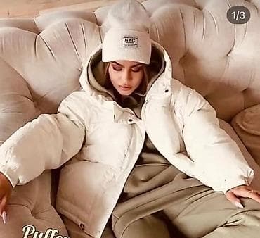 Ženska zimska puffer jakna sa kapuljačom - Kroj: kratki do srednje na lalafo.rs Ženska zimska puffer jakna sa kapuljačom - Kroj: kratki do srednje