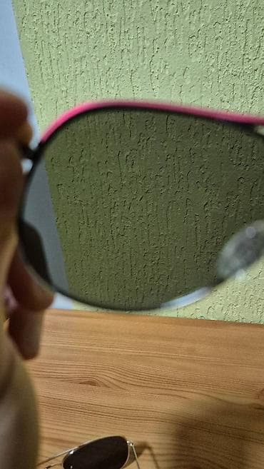 Guess Sunčane Naočare - Avijator Model Prodajem originalne Guess na lalafo.rs — 7 Guess Sunčane Naočare - Avijator Model Prodajem originalne Guess — 7