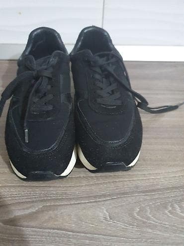 Zara patike originalnosene ali dobro očuvane.Tragovi korišćenja samo na lalafo.rs — 3 Zara patike originalnosene ali dobro očuvane.Tragovi korišćenja samo — 3