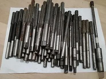 Razvrtaci 12mm, 12,5mm, 12,6mm, 12,8mm Cilindricni prihvat 12mm H7 na lalafo.rs — 1 Razvrtaci 12mm, 12,5mm, 12,6mm, 12,8mm Cilindricni prihvat 12mm H7 — 1