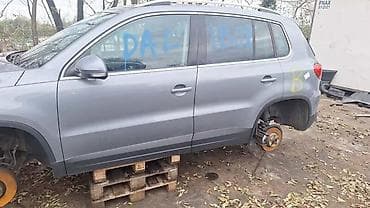 TIGUAN VRATA ZA VOLKSWAGEN TIGUAN OD 2008. DO 2012. GOD na lalafo.rs TIGUAN VRATA ZA VOLKSWAGEN TIGUAN OD 2008. DO 2012. GOD