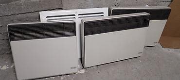 Norveški radijator Delonghi 1000W za povrsine do 15M2 Cena 5500 na lalafo.rs — 2 Norveški radijator Delonghi 1000W za povrsine do 15M2 Cena 5500 — 2