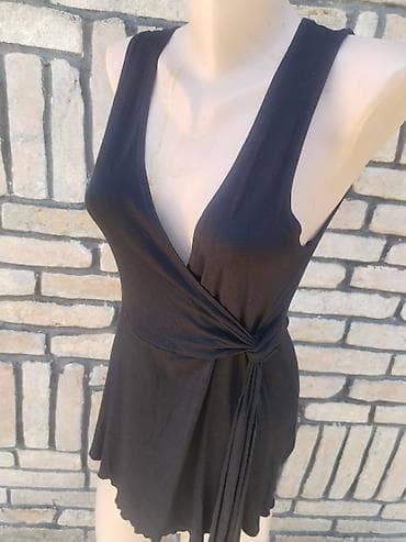 h: H&M majica S, M rasprodaja at lalafo.rs — 2 h: H&M majica S, M rasprodaja — 2