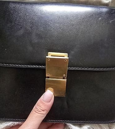 Celine medium Classic Box leather shoulder bag. Celine vintage crna at lalafo.rs — 4 Celine medium Classic Box leather shoulder bag. Celine vintage crna — 4