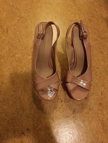 Sandale, 38 na lalafo.rs Sandale, 38