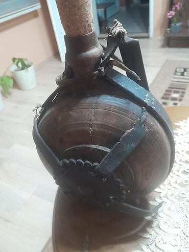 cepaci za drva: Drvena čutura sa kaišem i čepom od plute - Tradicionalna okrugla na lalafo.rs — 2 cepaci za drva: Drvena čutura sa kaišem i čepom od plute - Tradicionalna okrugla — 2