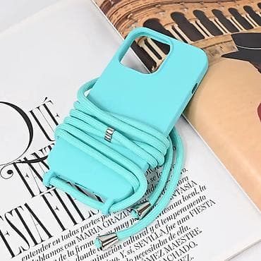 Crossbody mekana torbica sa podesivom uzicom. Podesiva uzica za na lalafo.rs — 1 Crossbody mekana torbica sa podesivom uzicom. Podesiva uzica za — 1