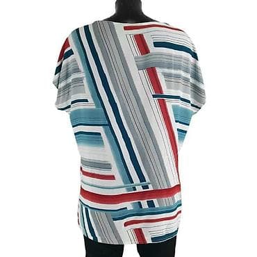 Bluza benetton, vel. L marka: benetton veličina: l materijal: viskoza na lalafo.rs — 4 Bluza benetton, vel. L marka: benetton veličina: l materijal: viskoza — 4