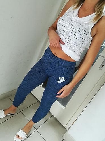 Women's T-shirts and tops: Prelepa nova rupičasta majica sa super kragnom Tanki mekani pamuk at lalafo.rs — 4 Women's T-shirts and tops: Prelepa nova rupičasta majica sa super kragnom Tanki mekani pamuk — 4