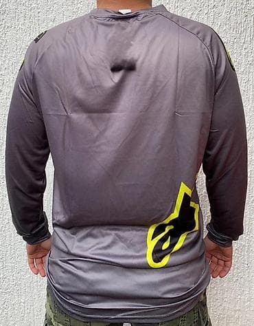 Men's Clothing: T-shirt color - Multicolored at lalafo.rs — 6 Men's Clothing: T-shirt color - Multicolored — 6