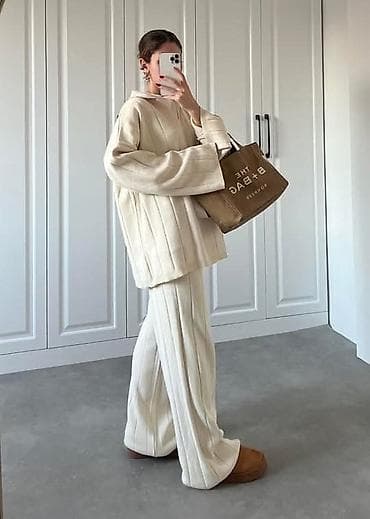 Kompleti sa kragnom 3700 din Duzina od 115 do 120 cm nogavica Boje sve na lalafo.rs — 5 Kompleti sa kragnom 3700 din Duzina od 115 do 120 cm nogavica Boje sve — 5