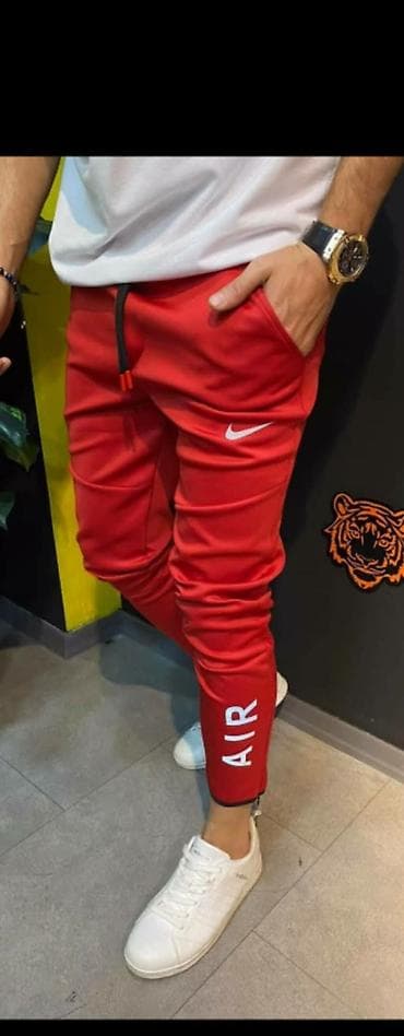 kom sa etiketom: Men's Sweatsuit Nike, color - Khaki at lalafo.rs — 3 kom sa etiketom: Men's Sweatsuit Nike, color - Khaki — 3