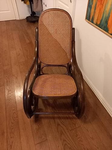Stolica za ljuljanje dobro ocuvana.cena 180 euro fiksno na lalafo.rs — 4 Stolica za ljuljanje dobro ocuvana.cena 180 euro fiksno — 4