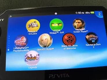 Prodajem Sony Playstation VITA konzolu. Model 1004 sa odlicnim OLED na lalafo.rs — 8 Prodajem Sony Playstation VITA konzolu. Model 1004 sa odlicnim OLED — 8
