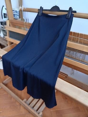 za svaki dan: Nova, crna basic suknja KOTON, vel. 36, S, zvonastog kroja koji lepo at lalafo.rs — 1 za svaki dan: Nova, crna basic suknja KOTON, vel. 36, S, zvonastog kroja koji lepo — 1