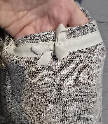 Ženski lagani kardigan bez kopčanja - Boja: svetlosiva melirana sa na lalafo.rs — 4 Ženski lagani kardigan bez kopčanja - Boja: svetlosiva melirana sa — 4