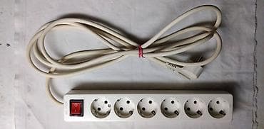 Produzni kabl sa 6 uticnica i prekidacem 3m ispravan na lalafo.rs Produzni kabl sa 6 uticnica i prekidacem 3m ispravan