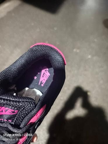 Women's Footwear: Nike air max 90 patike A klasa NOVO Novo Brojevi 36 do 40 fb Moja at lalafo.rs — 4 Women's Footwear: Nike air max 90 patike A klasa NOVO Novo Brojevi 36 do 40 fb Moja — 4