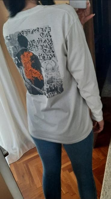 Pretty Litlle Thing duks oversized S Čisto bele boje tanji duks sa at lalafo.rs — 4 Pretty Litlle Thing duks oversized S Čisto bele boje tanji duks sa — 4