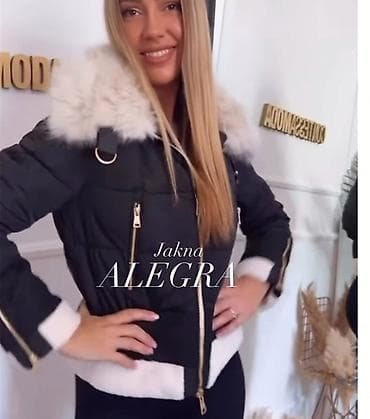 Fantastična nova predivna jakna
Vel S M na lalafo.rs — 10 Fantastična nova predivna jakna
Vel S M — 10