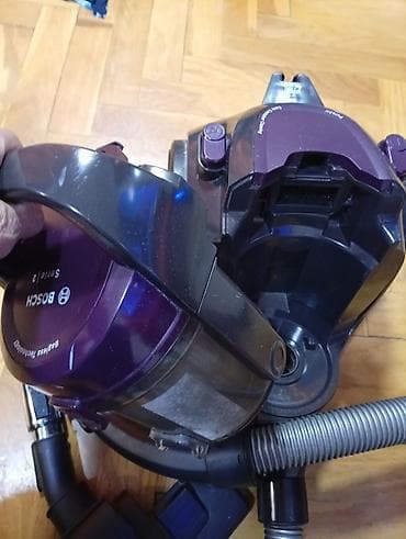 Bosch usisivač bez kese – Series 2, model BGC05AAA1 (Type VXBSGS05V1) na lalafo.rs — 2 Bosch usisivač bez kese – Series 2, model BGC05AAA1 (Type VXBSGS05V1) — 2